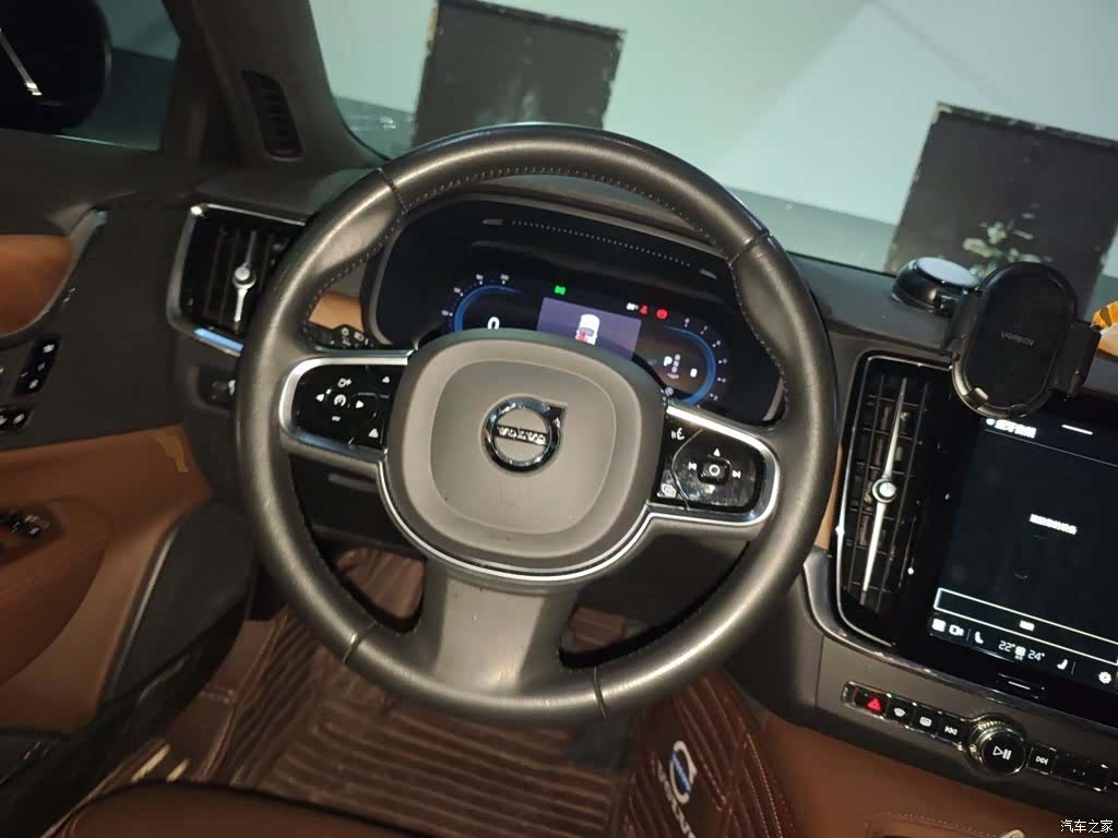 Volvo S90, 2022 3