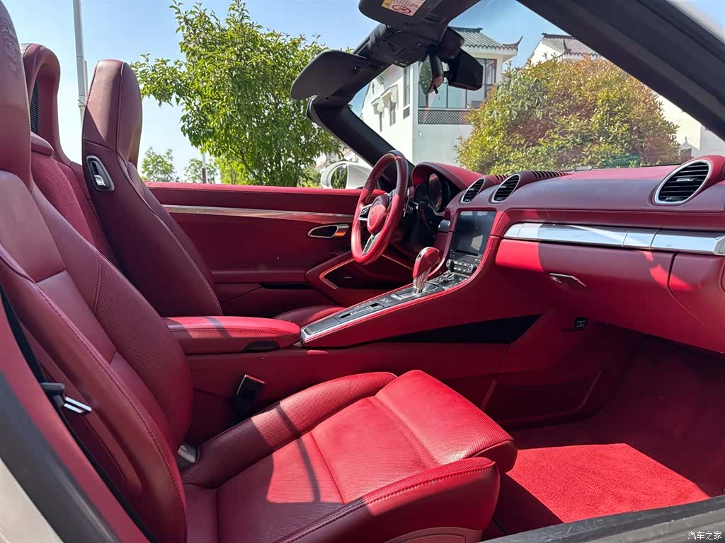 Porsche Boxster, 2017 11