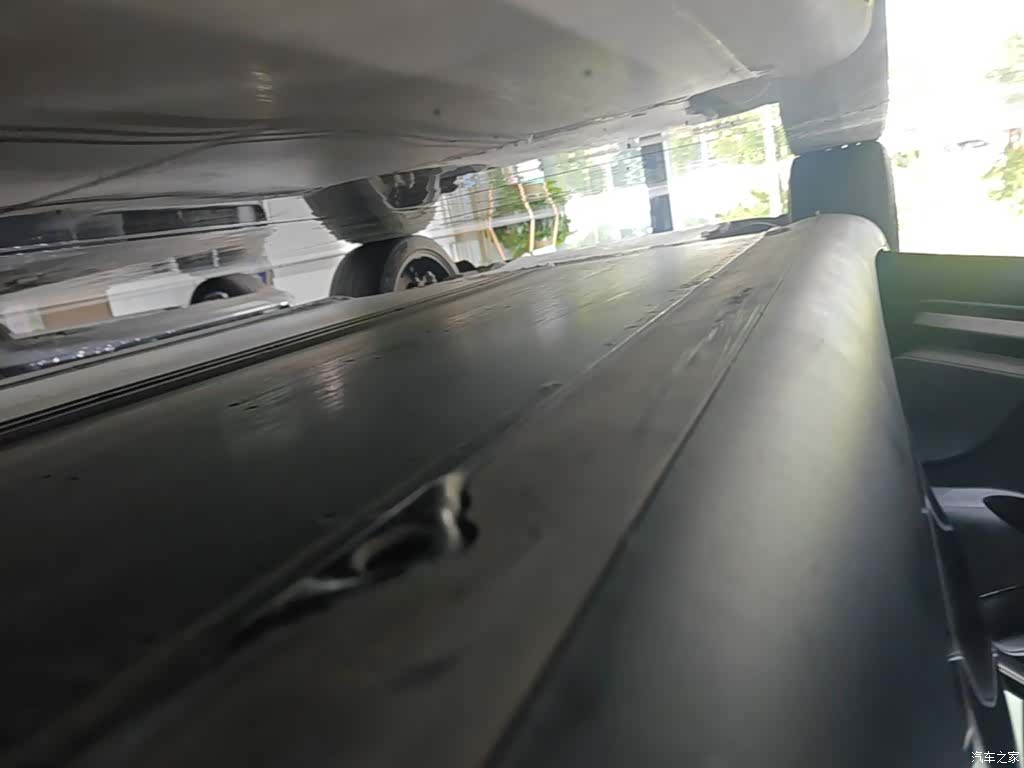 Tesla Model Y, 2022 22