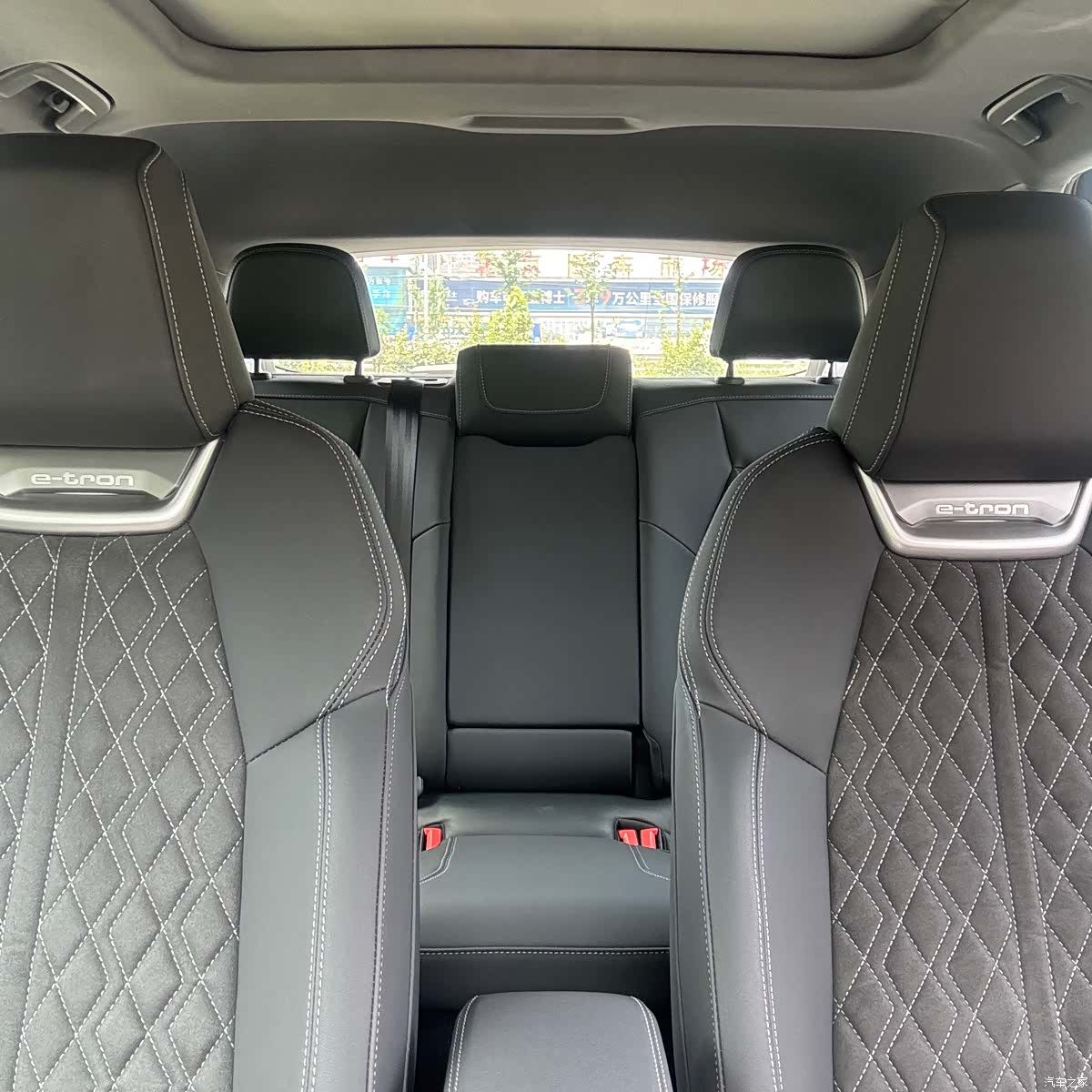 Audi Q4 e-tron, 2023 29