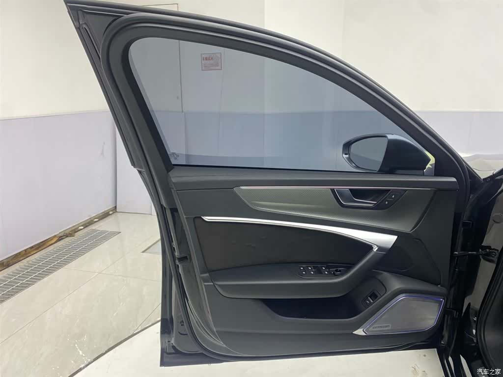Audi A6L, 2020 26