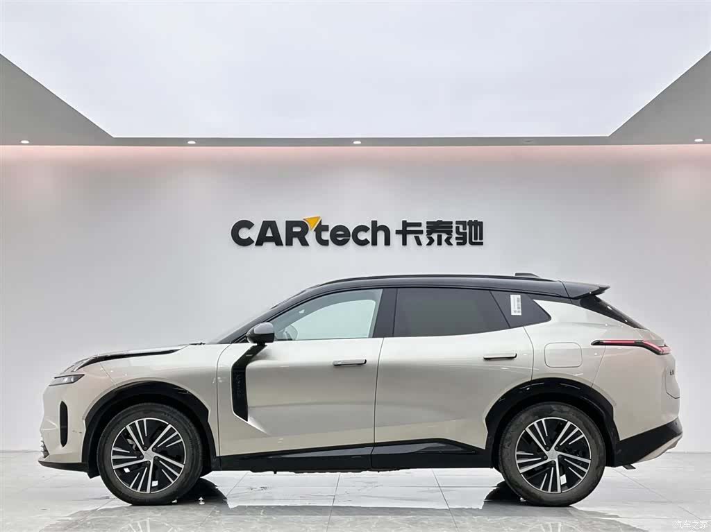 Lynk & Co 02, 2024 2