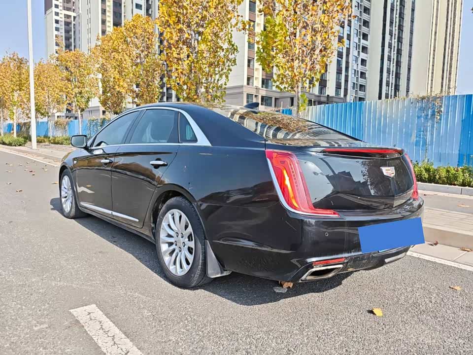 Cadillac XTS
