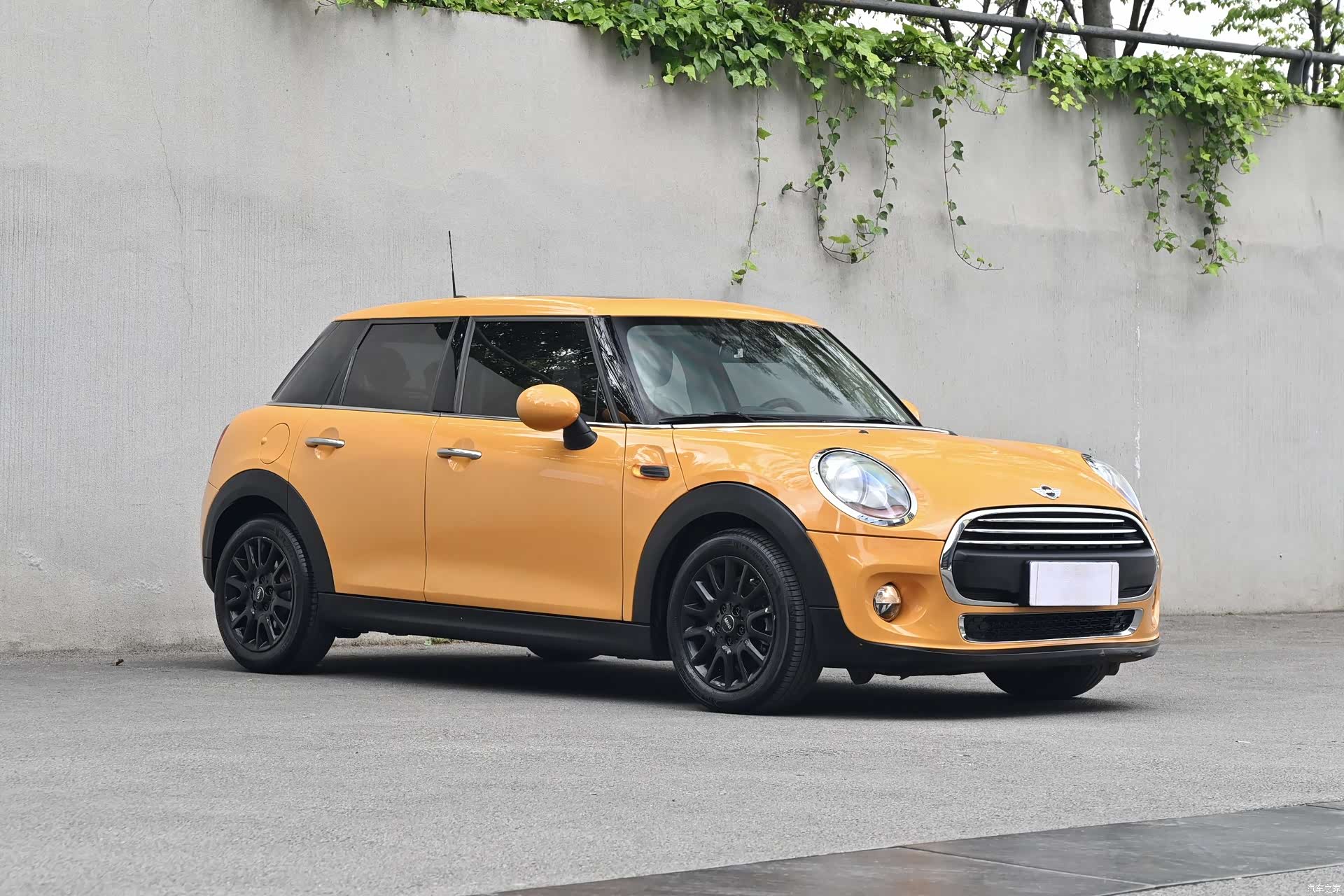 Mini ONE, 2017 3