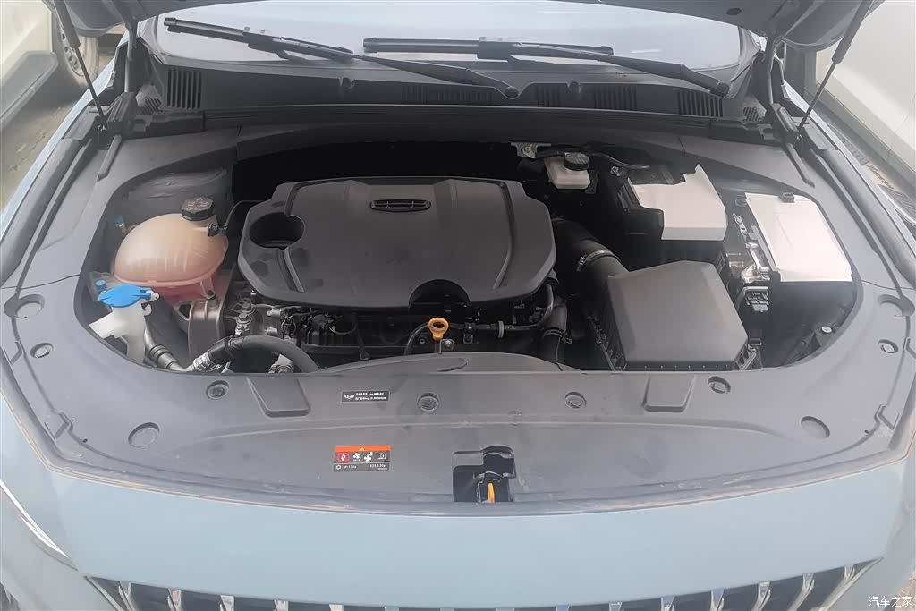Geely Preface, 2025 10