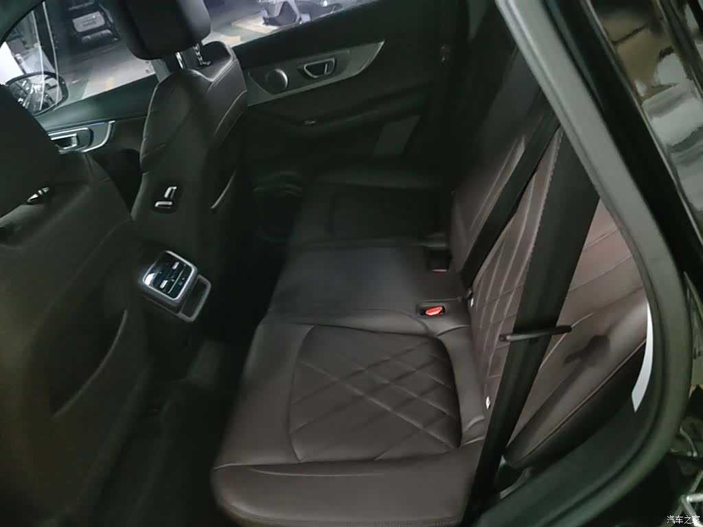 Chery Tiggo 8, 2023 17