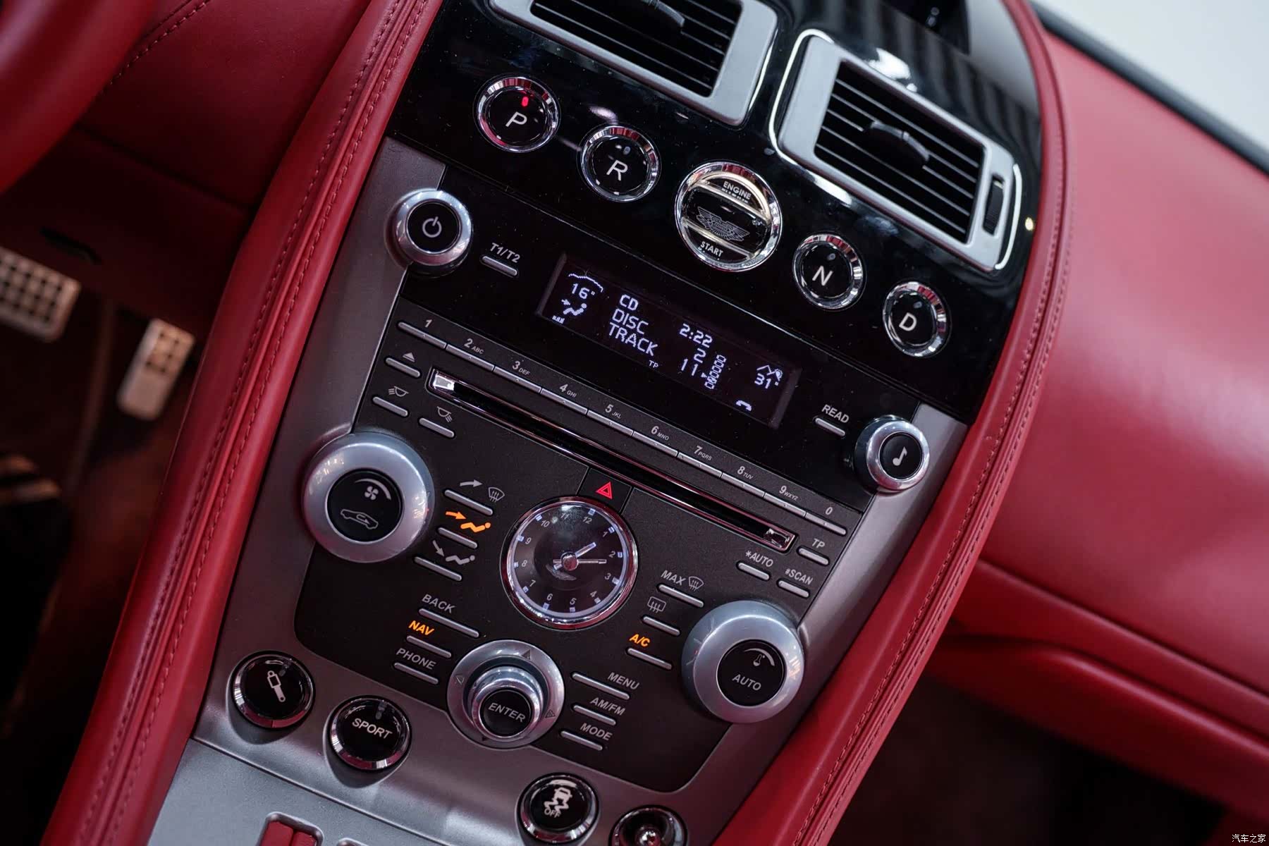 Aston Martin DB9, 2014 16
