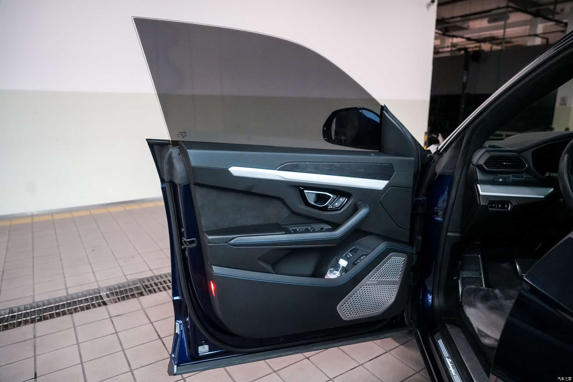 Lamborghini Urus, 2019 7