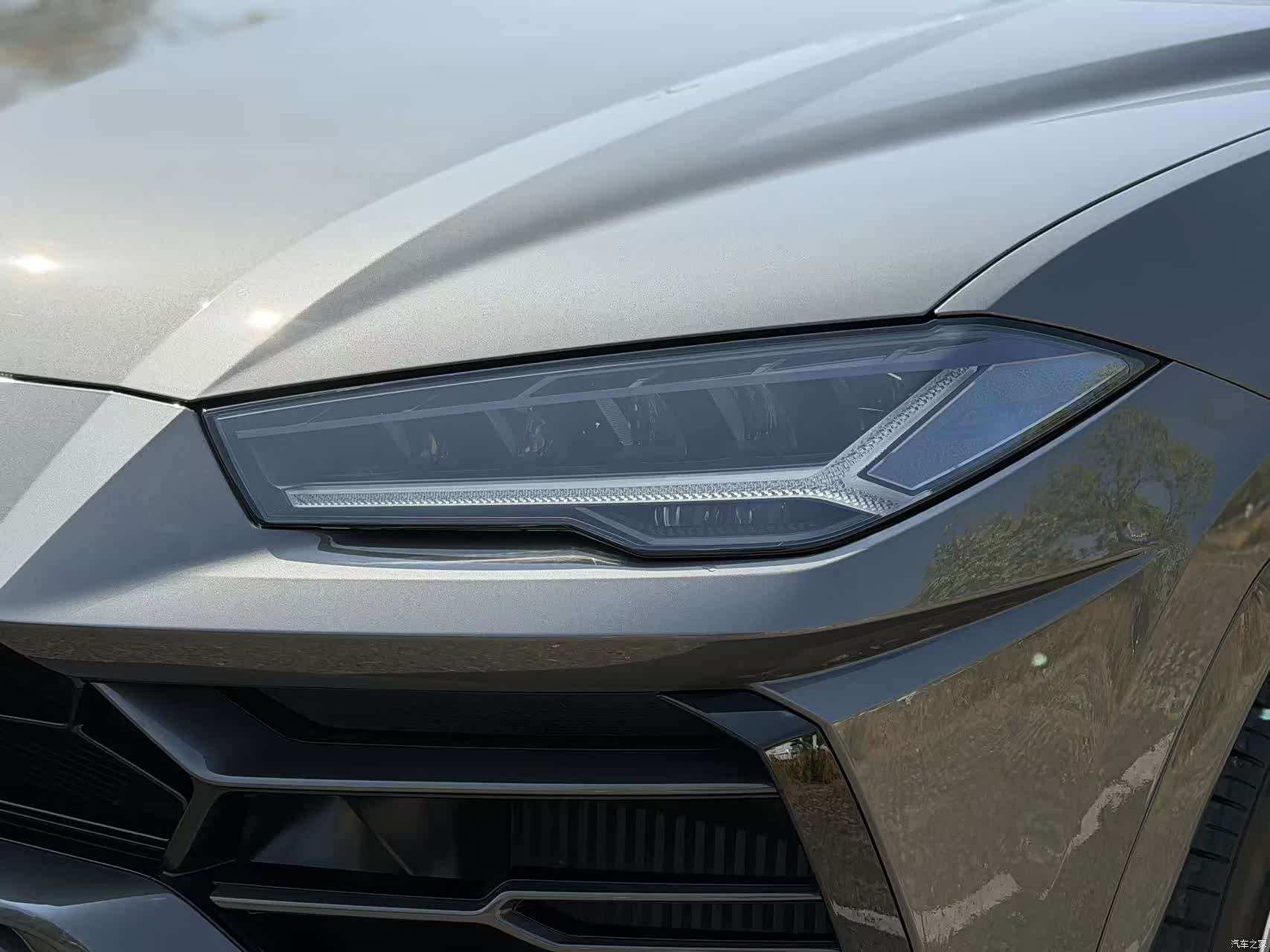 Lamborghini Urus, 2021 7