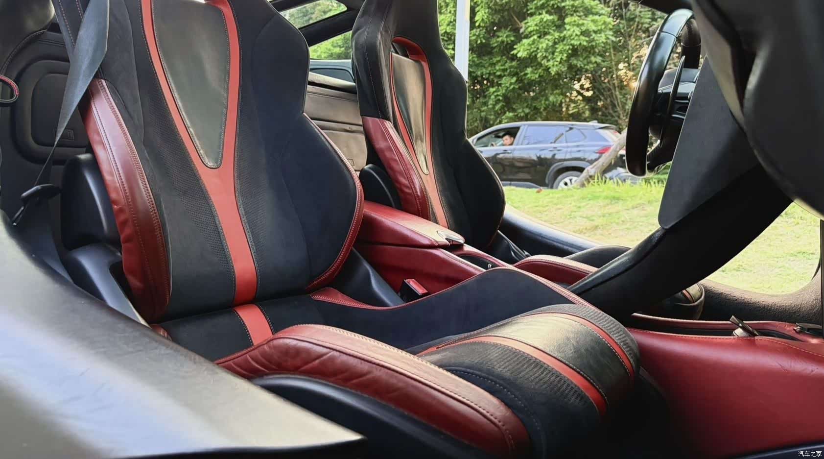 McLaren 720S, 2019 6