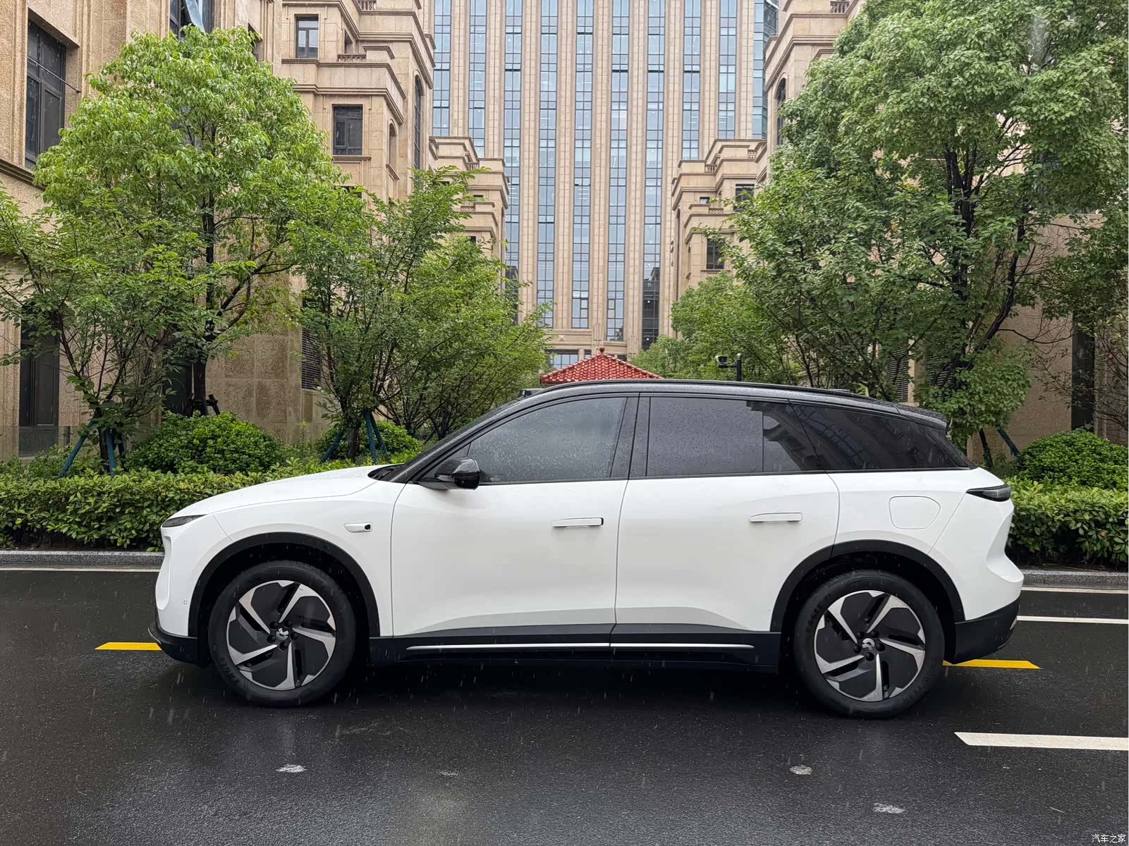 NIO ES6, 2024 4
