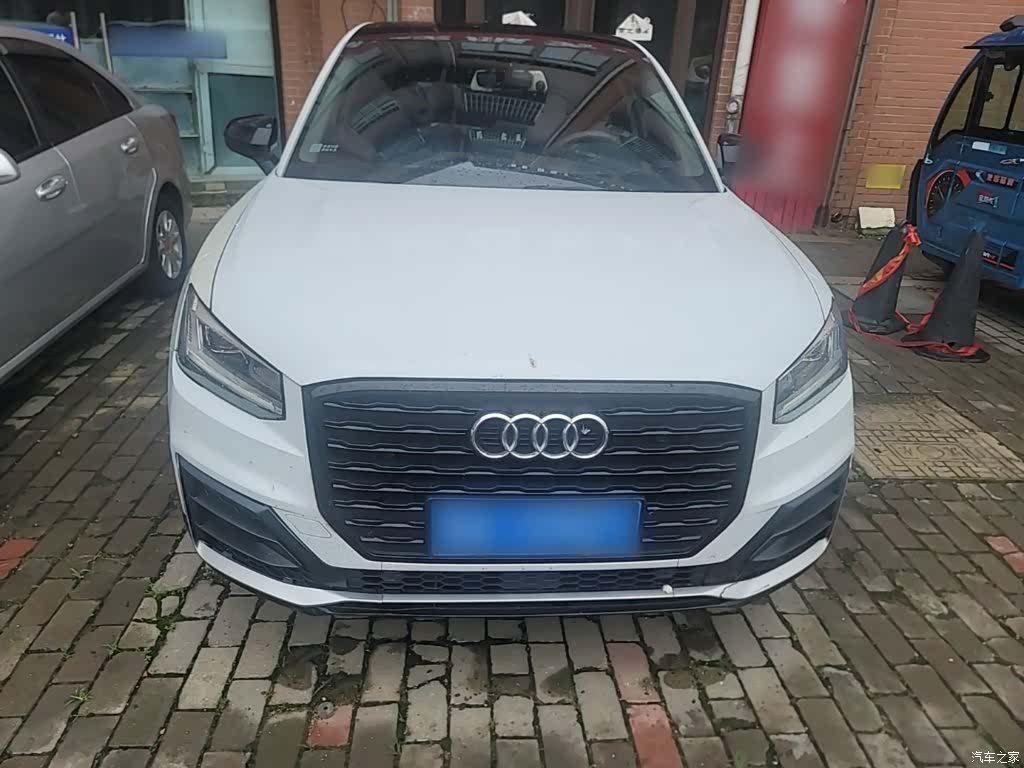 Audi Q2L, 2020 3