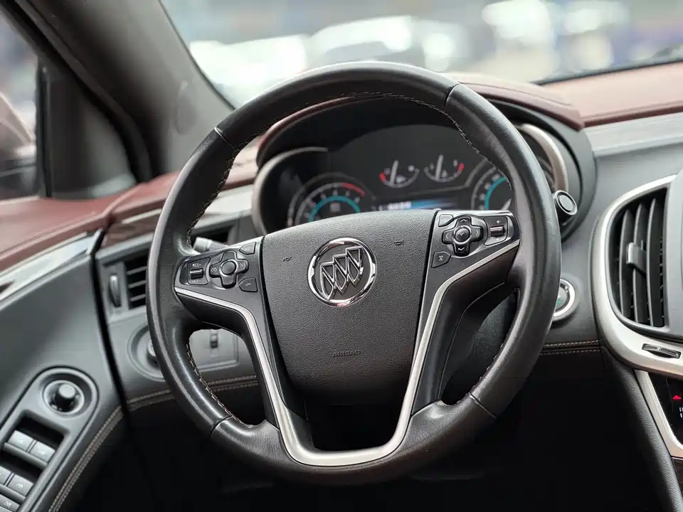 Buick Lacrosse