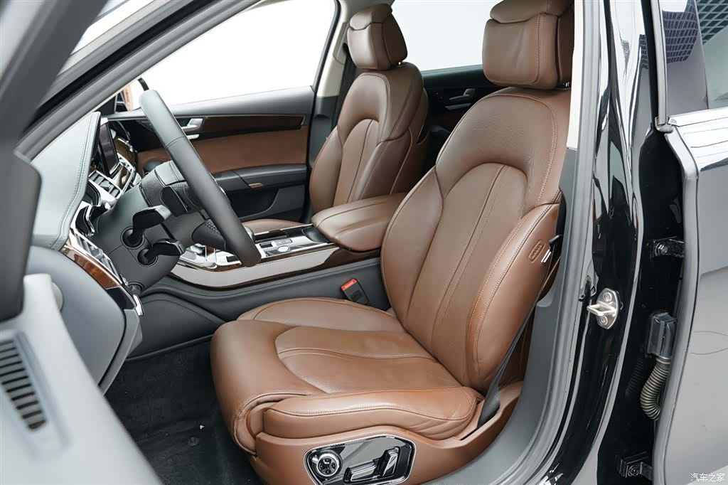 Audi A8L, 2016 9