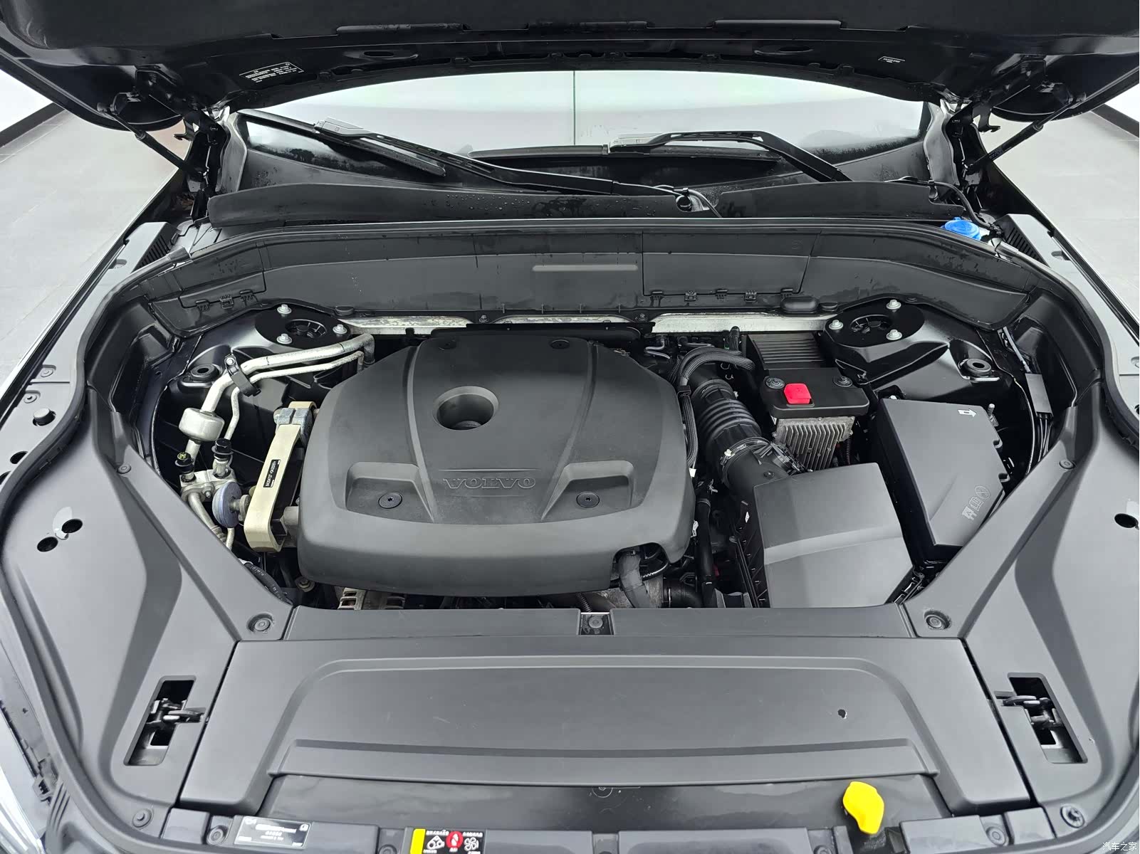 Volvo XC90, 2020 11