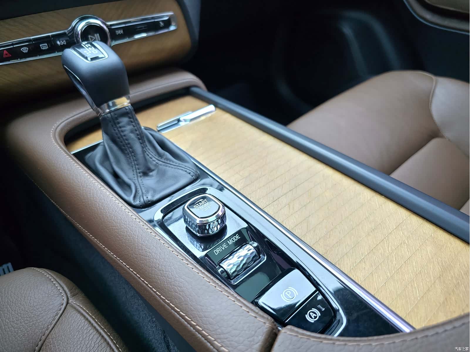 Volvo XC90, 2020 25