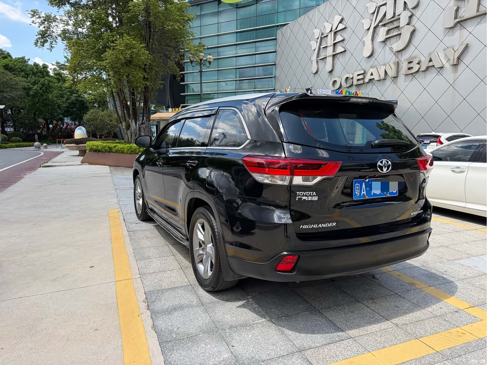 Toyota Highlander, 2019 все фото