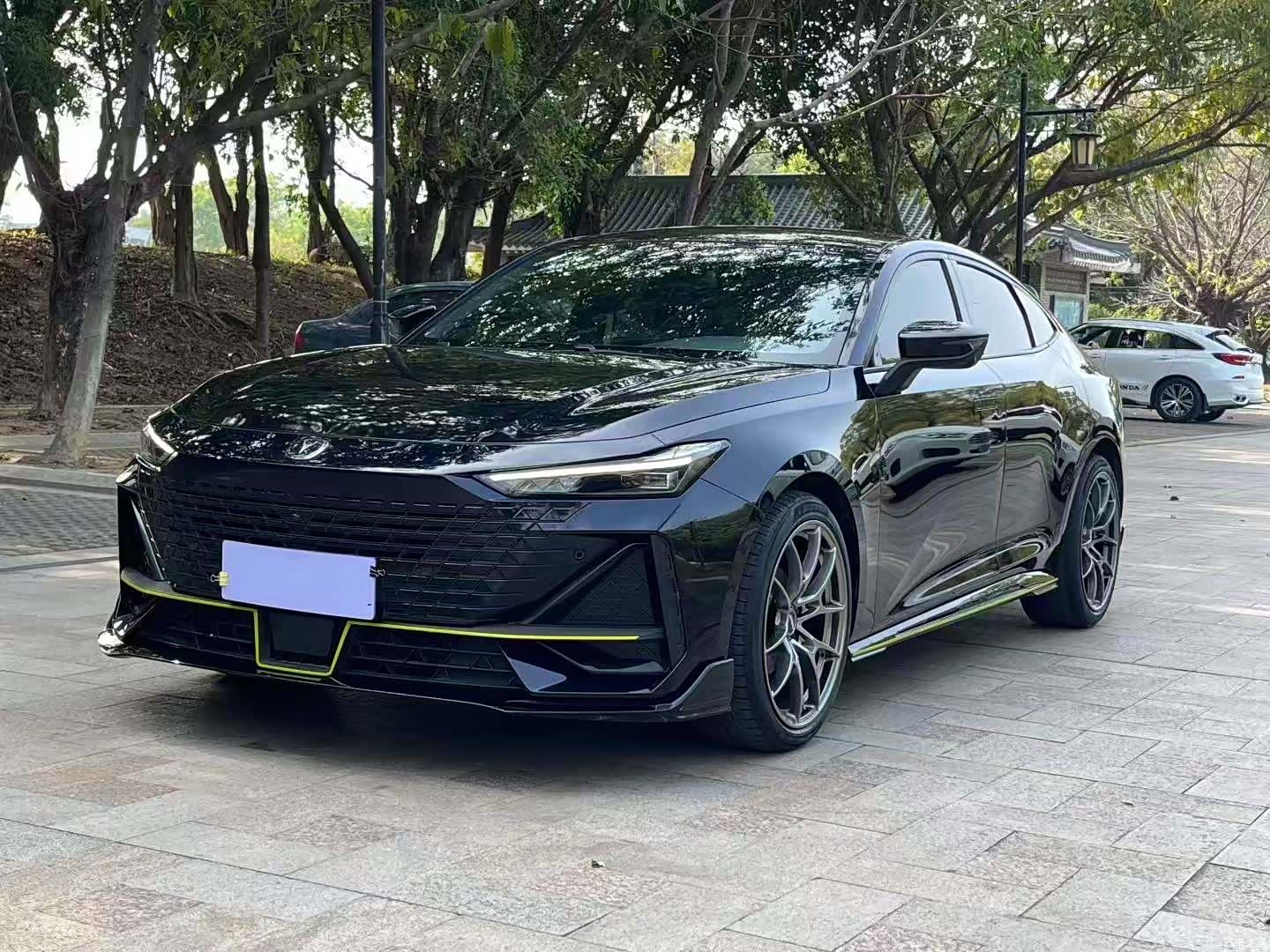 Changan UNI-V, 2022 1
