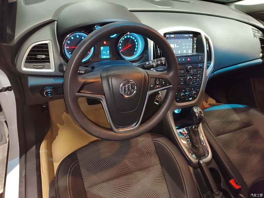 Buick XT, 2015 10