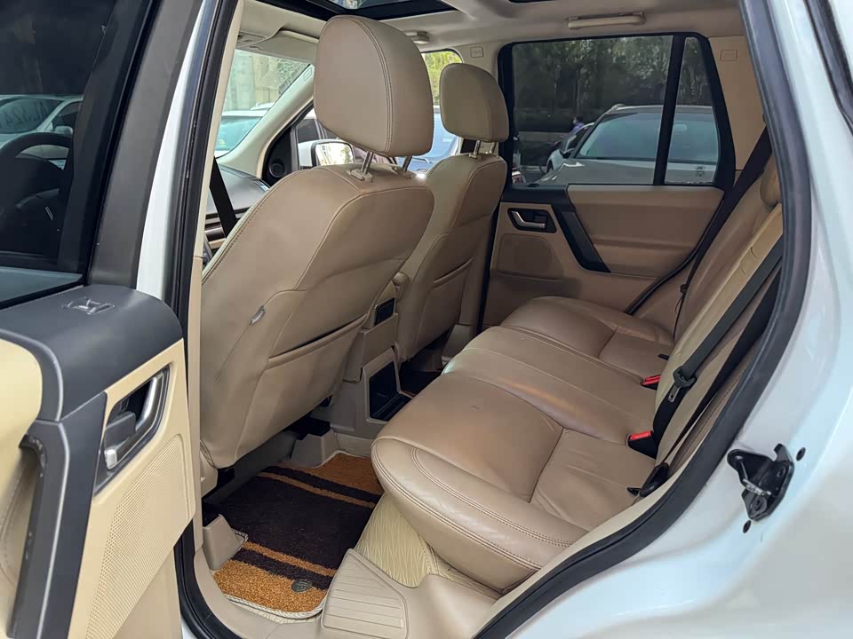 Land Rover Freelander 2