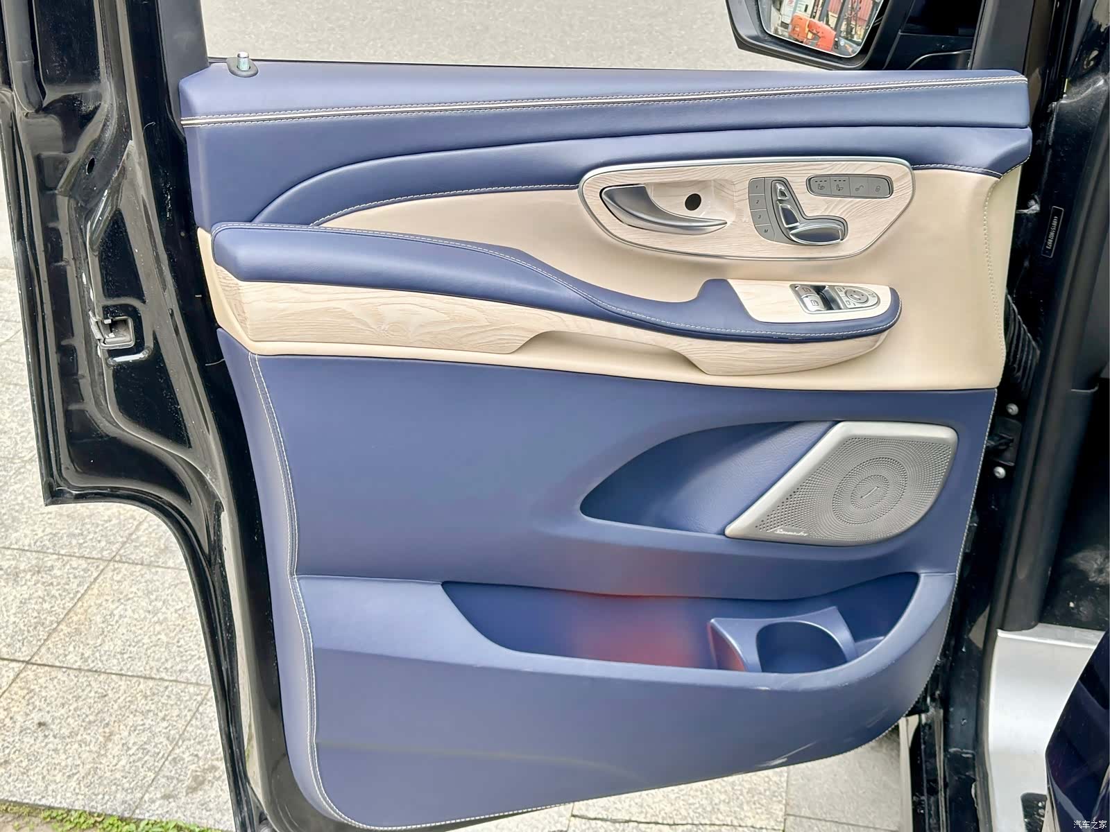 Mercedes-Benz V-Class, 2018 6
