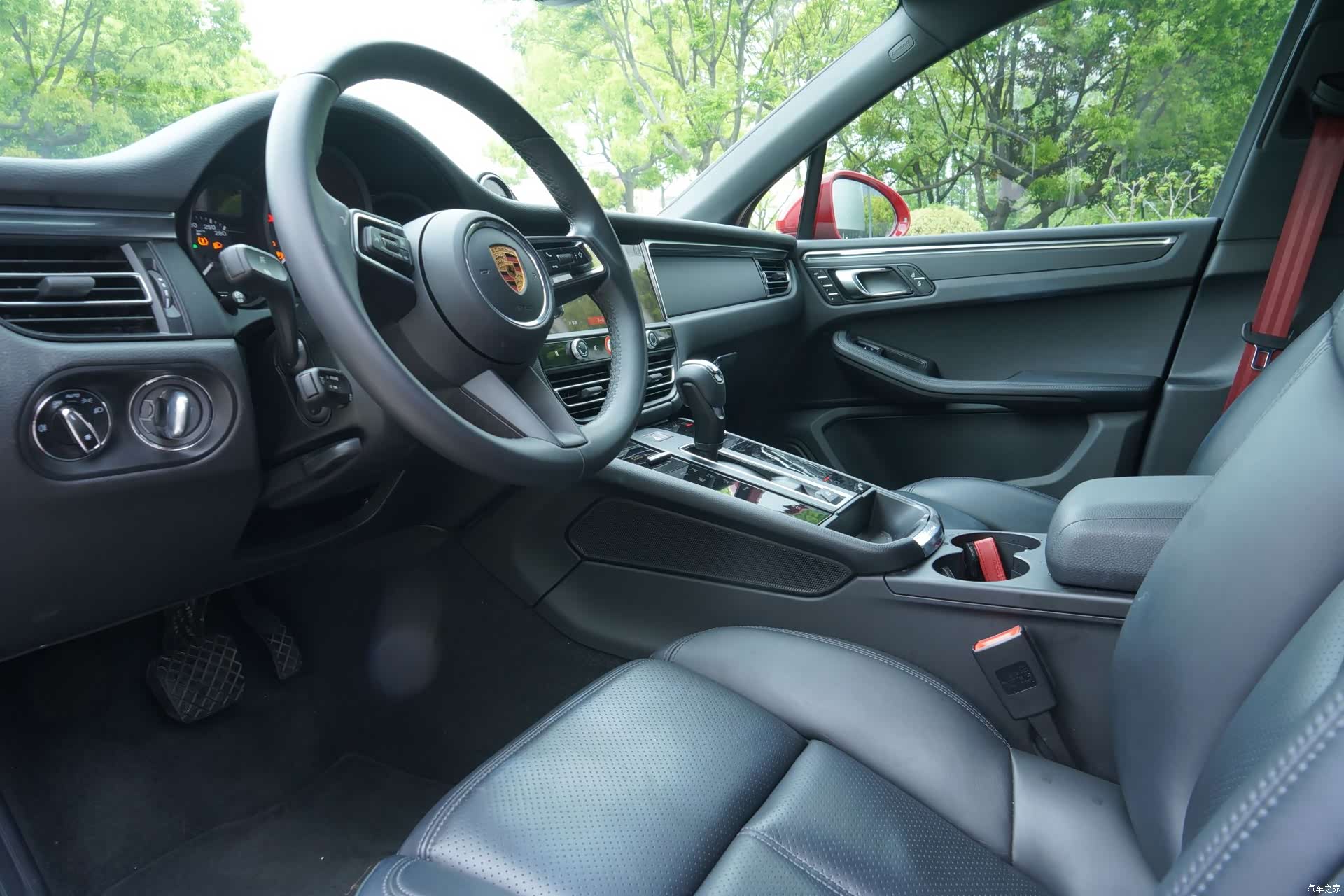 Porsche Macan, 2023 15
