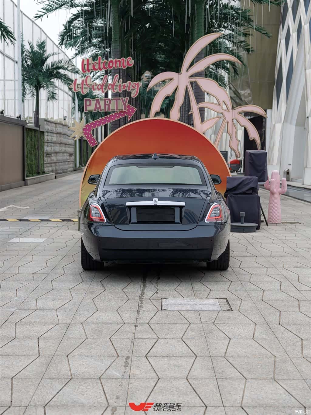 Rolls-Royce Ghost, 2022 все фото