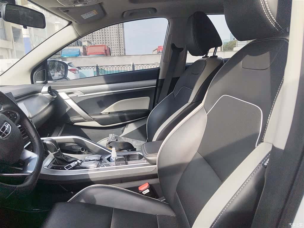 Geely Coolray, 2020 8