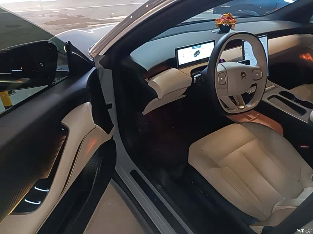 NIO ET5, 2024 12