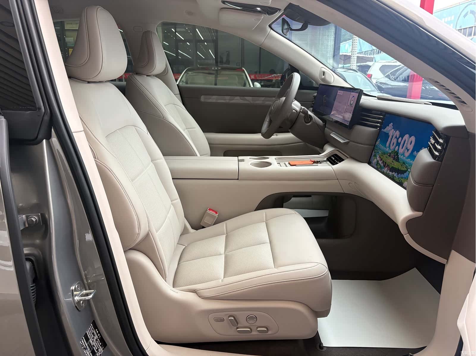 IM Motors LS6, 2025 10