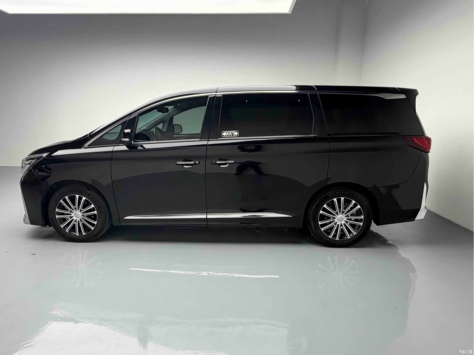 Trumpchi M8, 2024 4