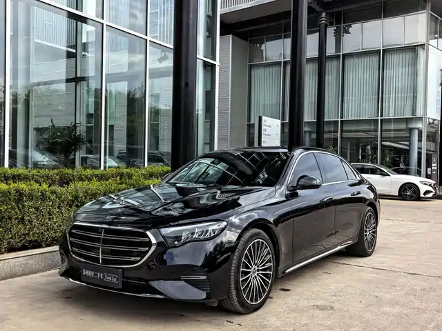 Mercedes-Benz E-Class 2024 — купить из Китая под заказ
