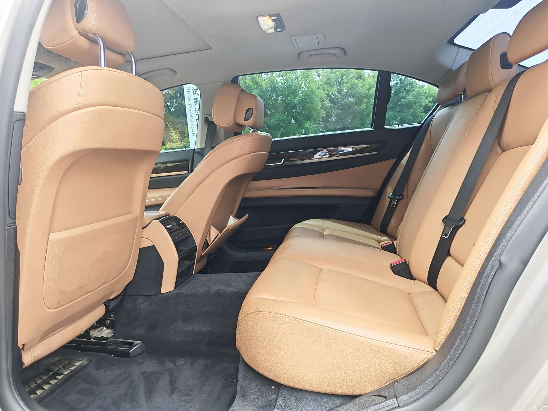 BMW 7 Series, 2011 18
