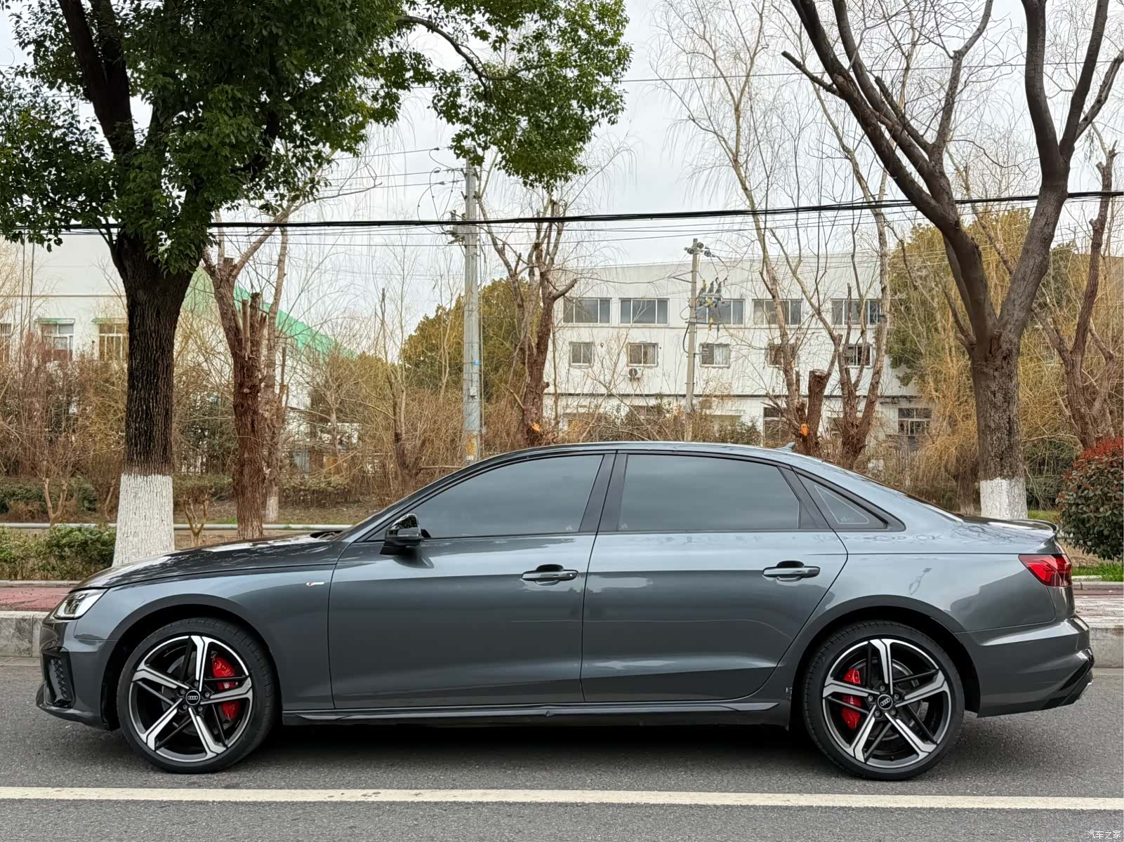 Audi A4L, 2024 все фото