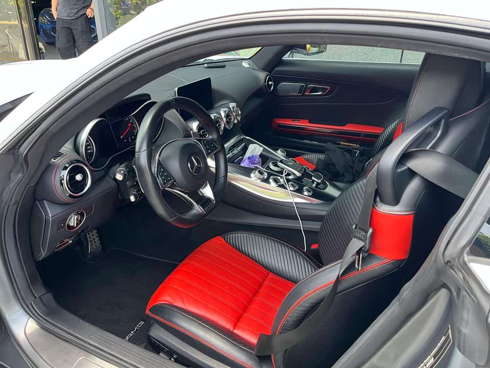 Mercedes-Benz AMG GT