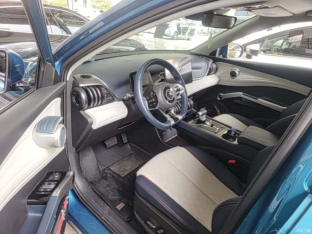 BYD Yuan, 2023 16