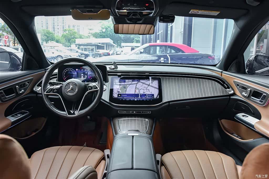 Mercedes-Benz E-Class, 2024 7