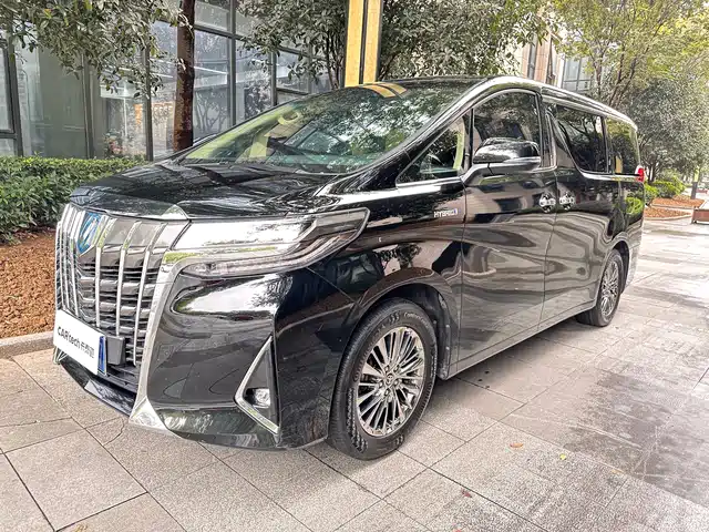 Toyota Alphard 2022 — купить из Китая под заказ
