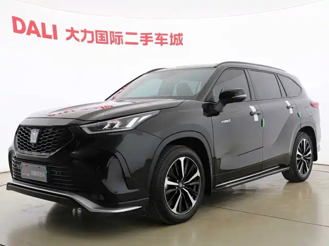 Toyota Crown Kluger 2021 — купить из Китая под заказ