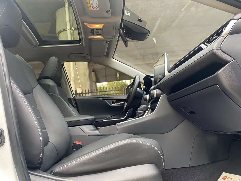 Toyota RAV4 Rongfang