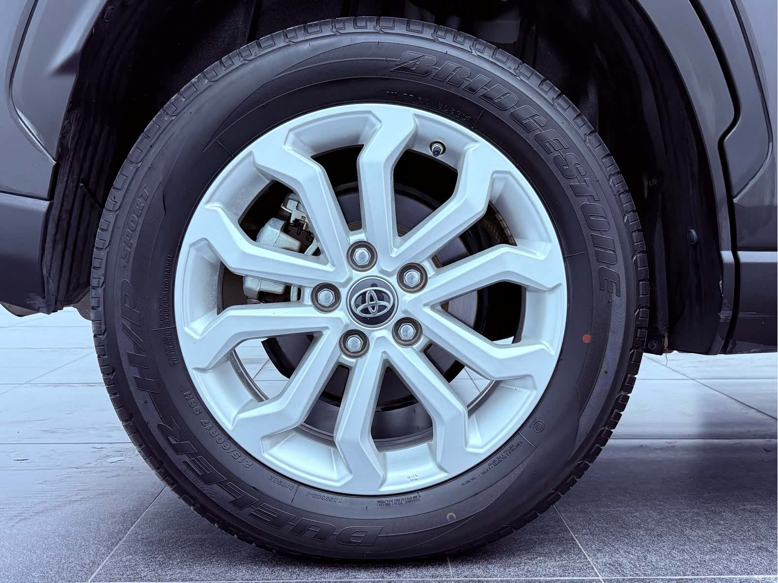 Toyota Frontlander, 2023 26
