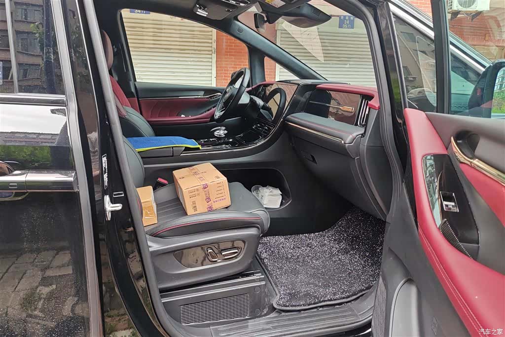 Trumpchi M8, 2023 8
