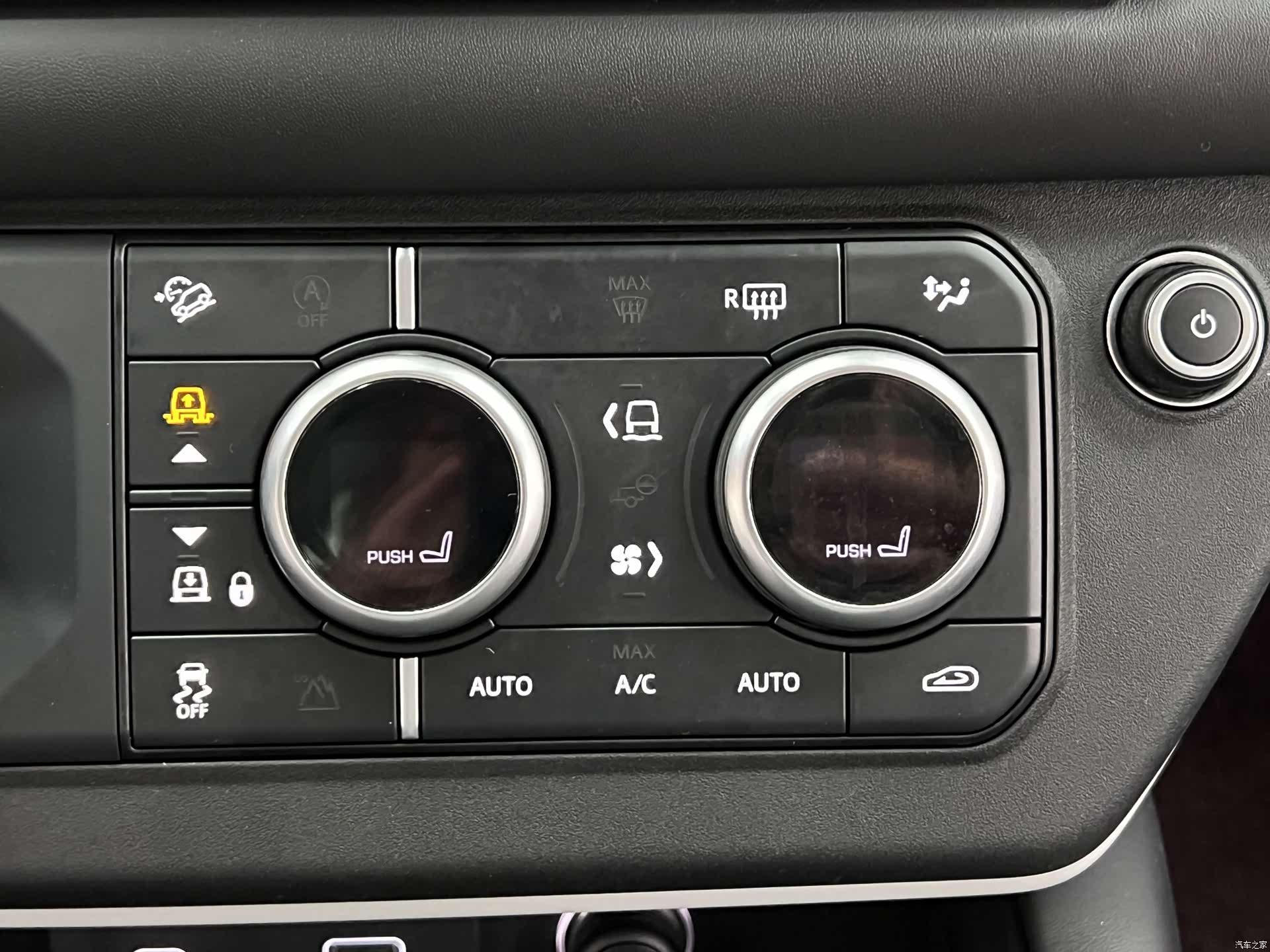 Land Rover Defender, 2022 24