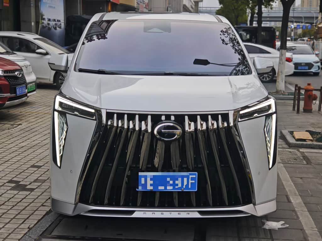 GAC M8
