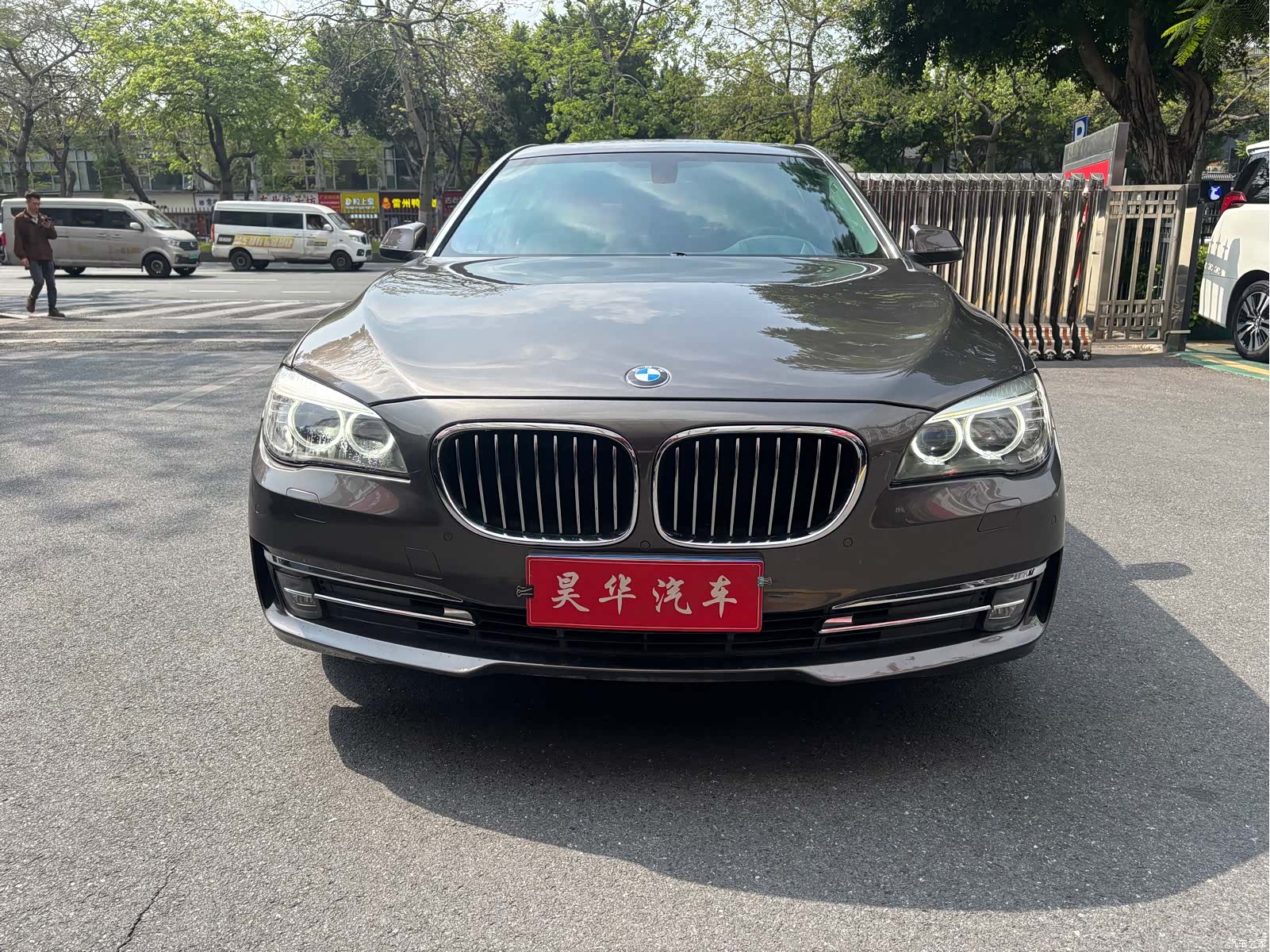 BMW 7 Series, 2014 4