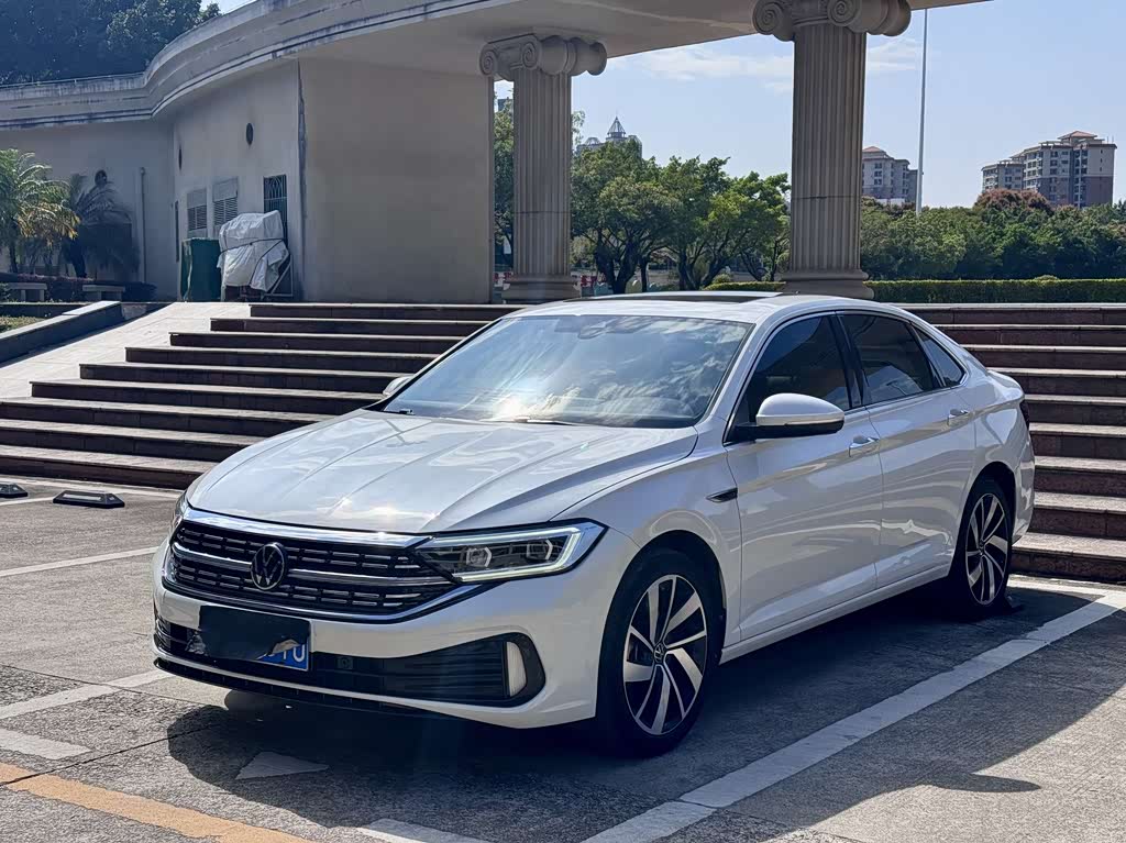 Volkswagen Sagitar