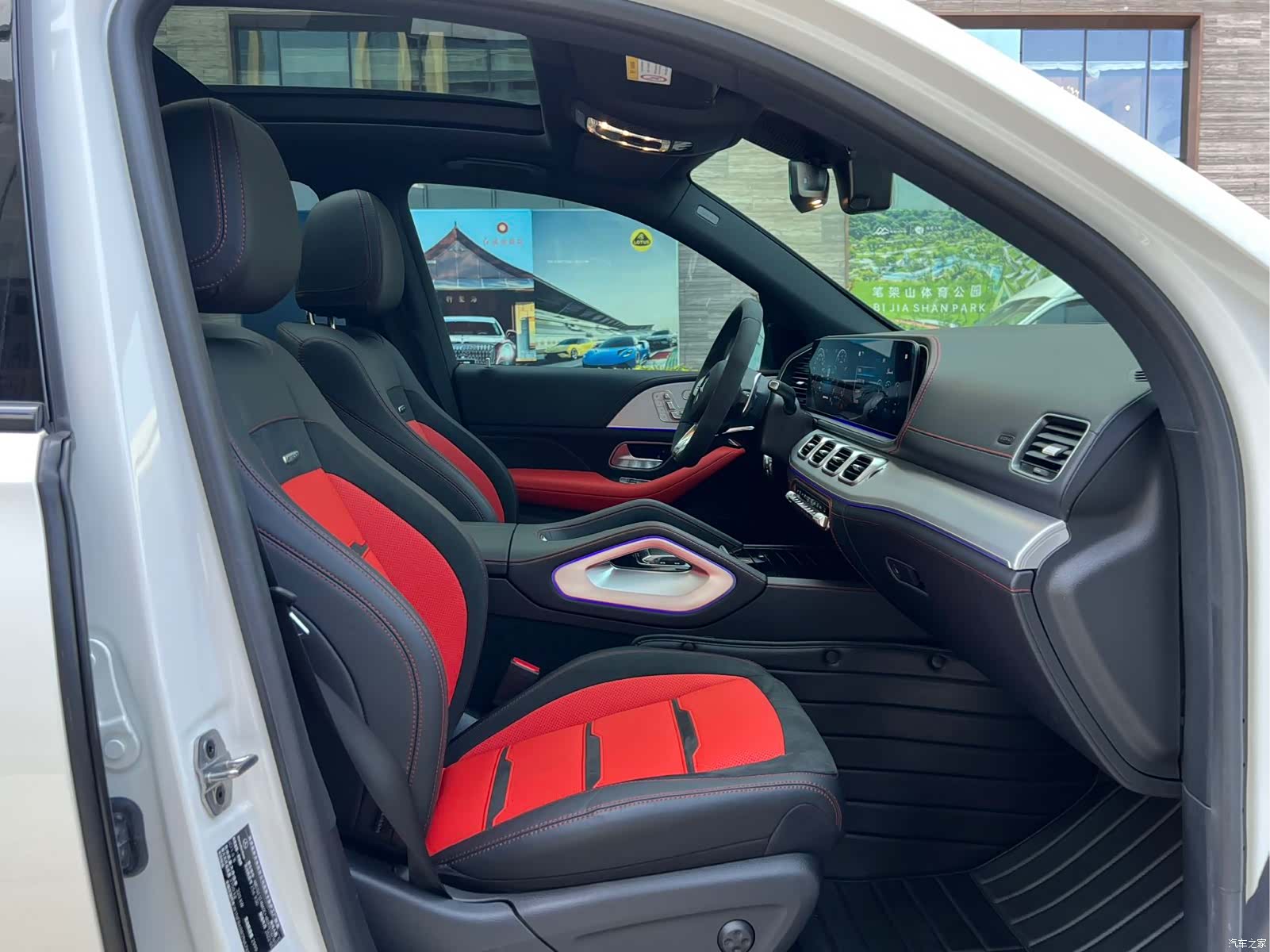 Mercedes-Benz GLE, 2022 12