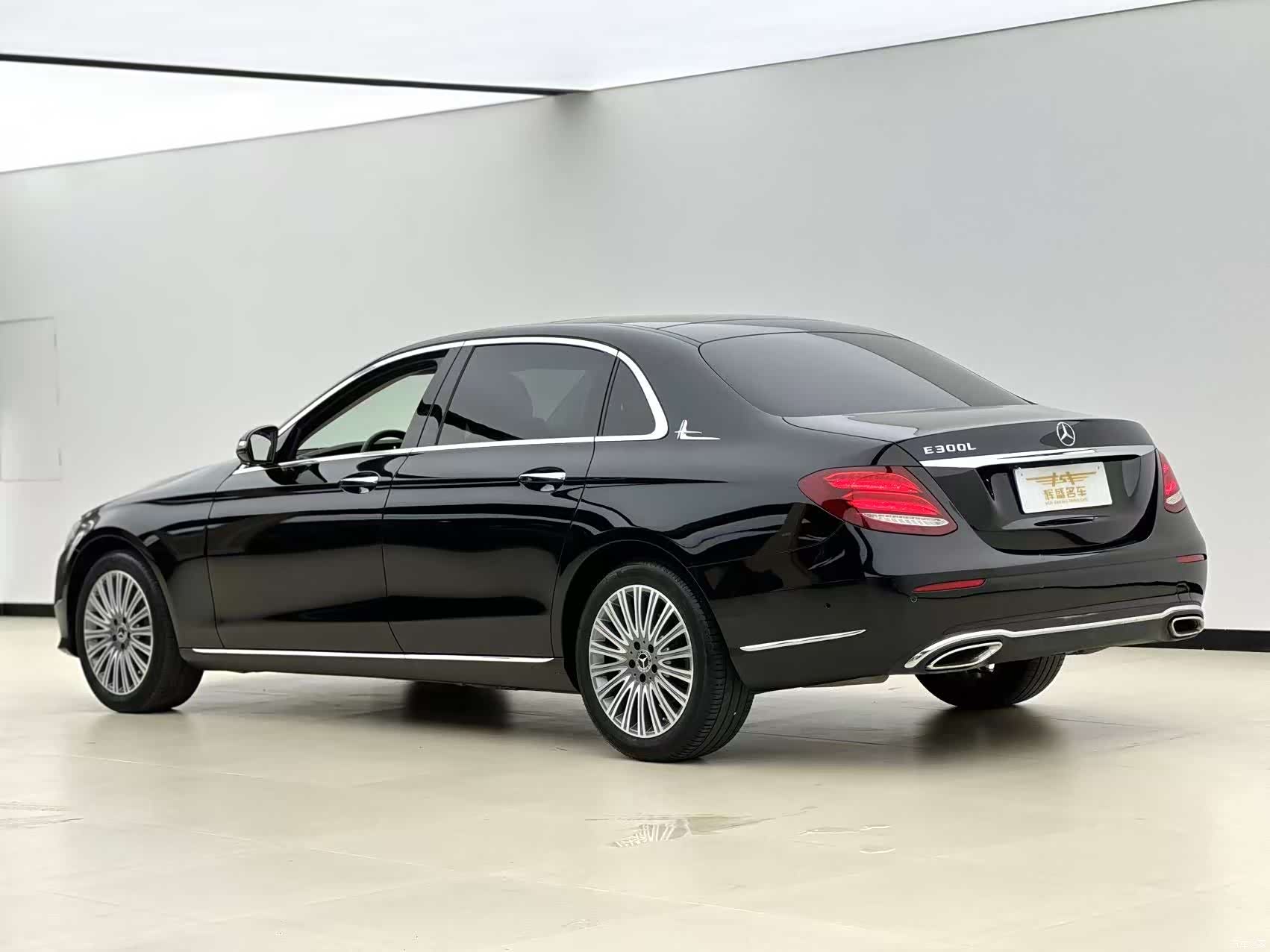 Mercedes-Benz E-Class, 2020 4