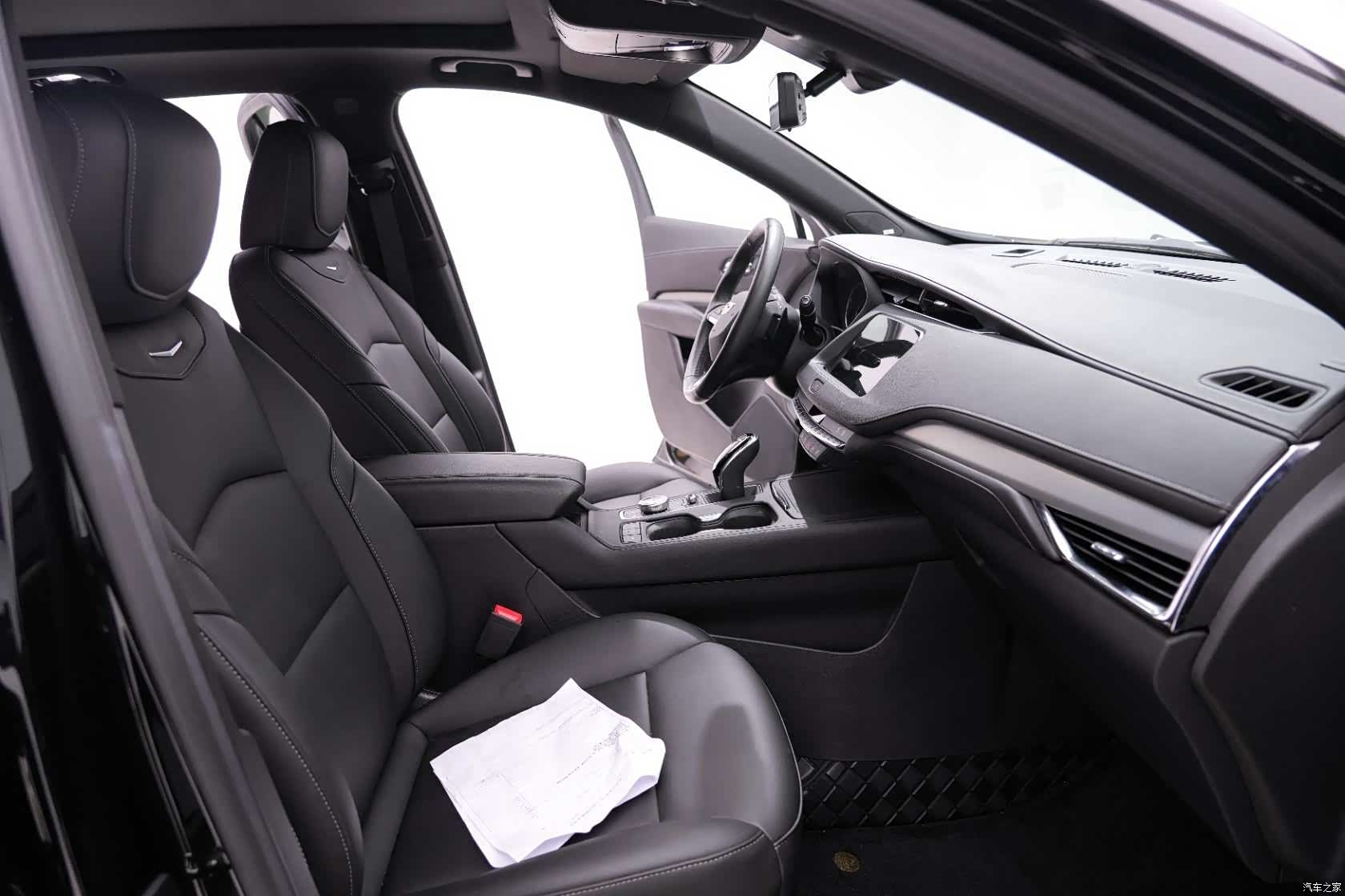 Cadillac XT4, 2023 19