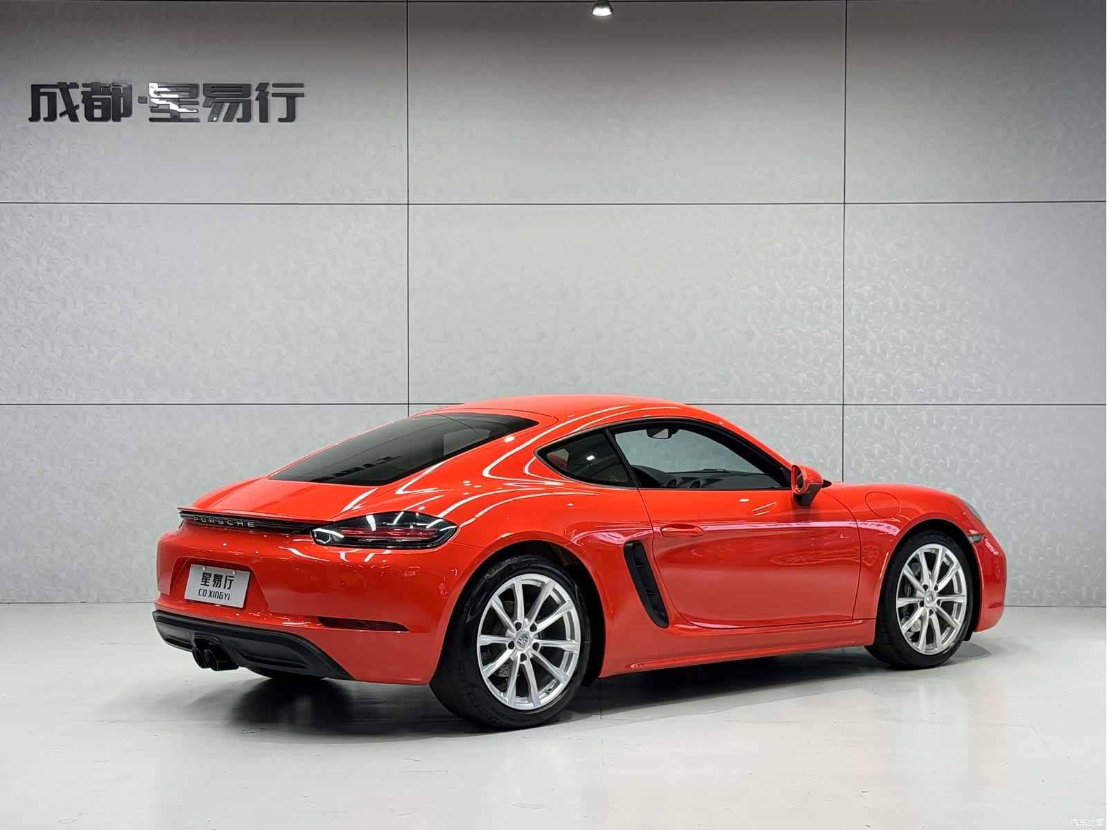 Porsche Cayman, 2017 7